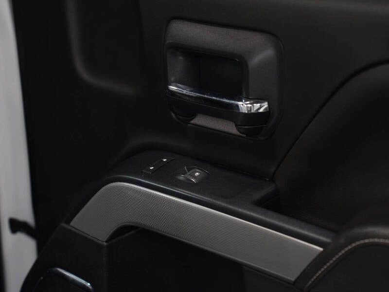 2019-chevrolet-silverado-3500hd-ltz-4x4-4dr-crew-cab-srw (21)