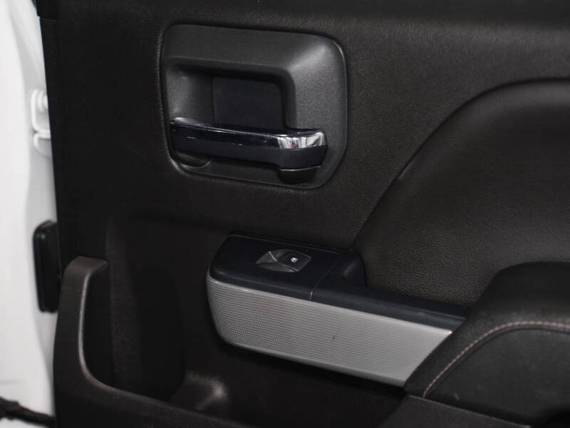 2019-chevrolet-silverado-3500hd-ltz-4x4-4dr-crew-cab-srw (23)