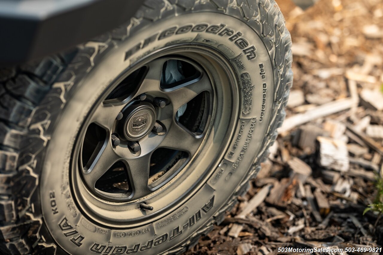 2019-toyota-tacoma-overlander-for-sale-06