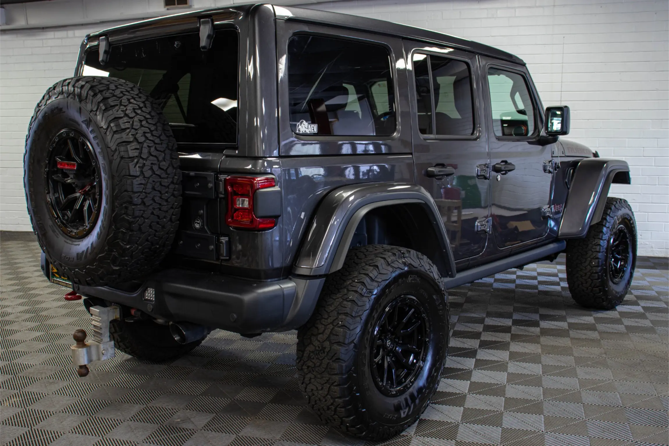 2020-jeep-wrangler-jl-unlimited-rubicon-granite-128263-for-sale-03