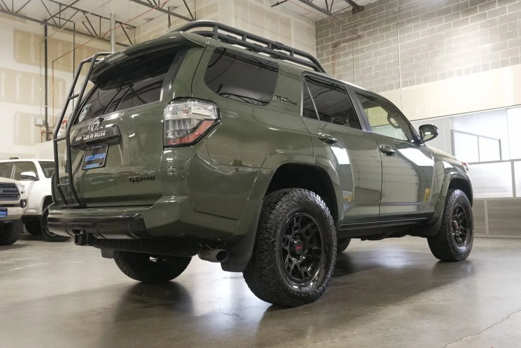 2020-toyota-4runner-trd_pro_4wd-used-jtebu5jr0l5771259-for-sale-03