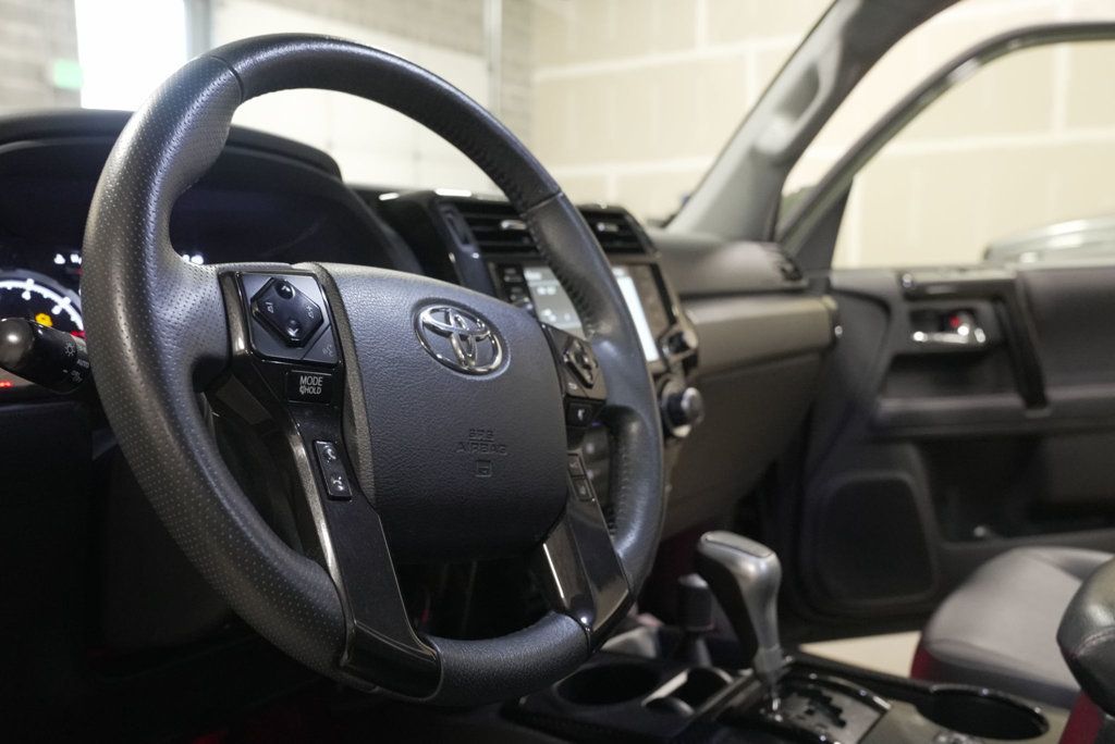 2020-toyota-4runner-trd_pro_4wd-used-jtebu5jr0l5771259-for-sale-21