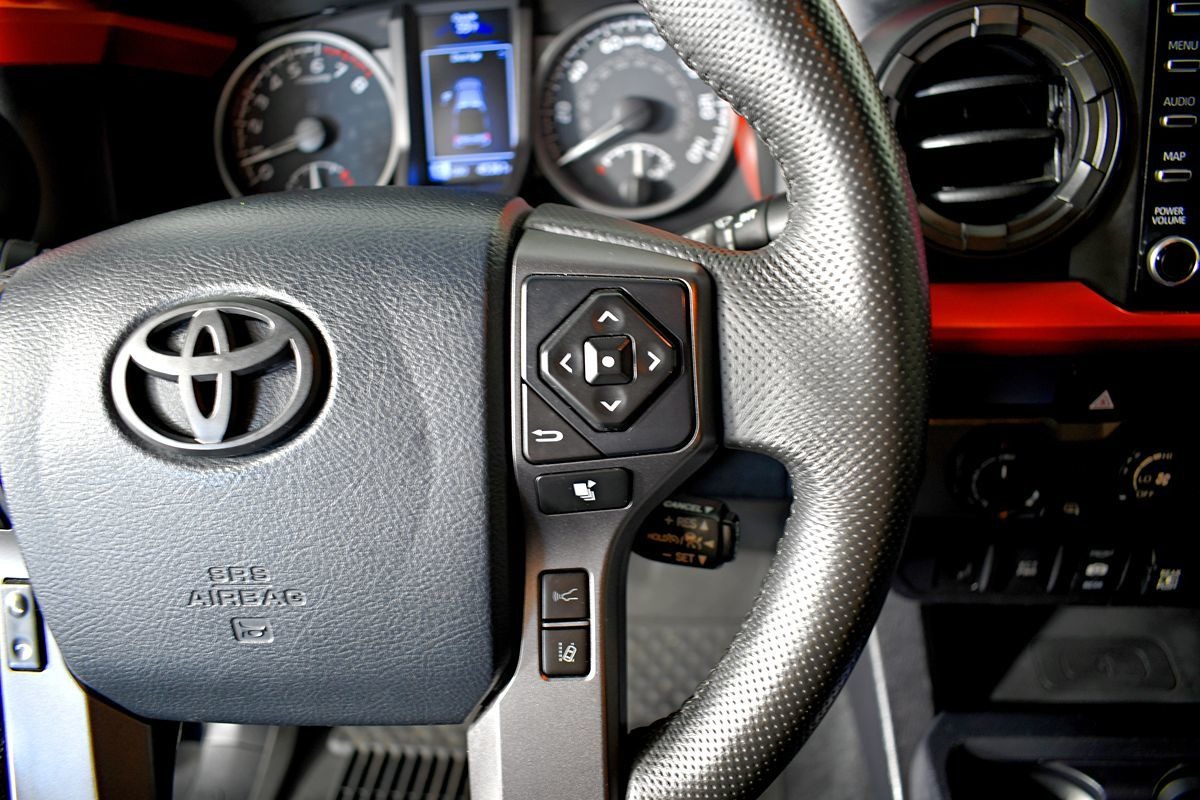 2020-toyota-tacoma-trd-off-road-34