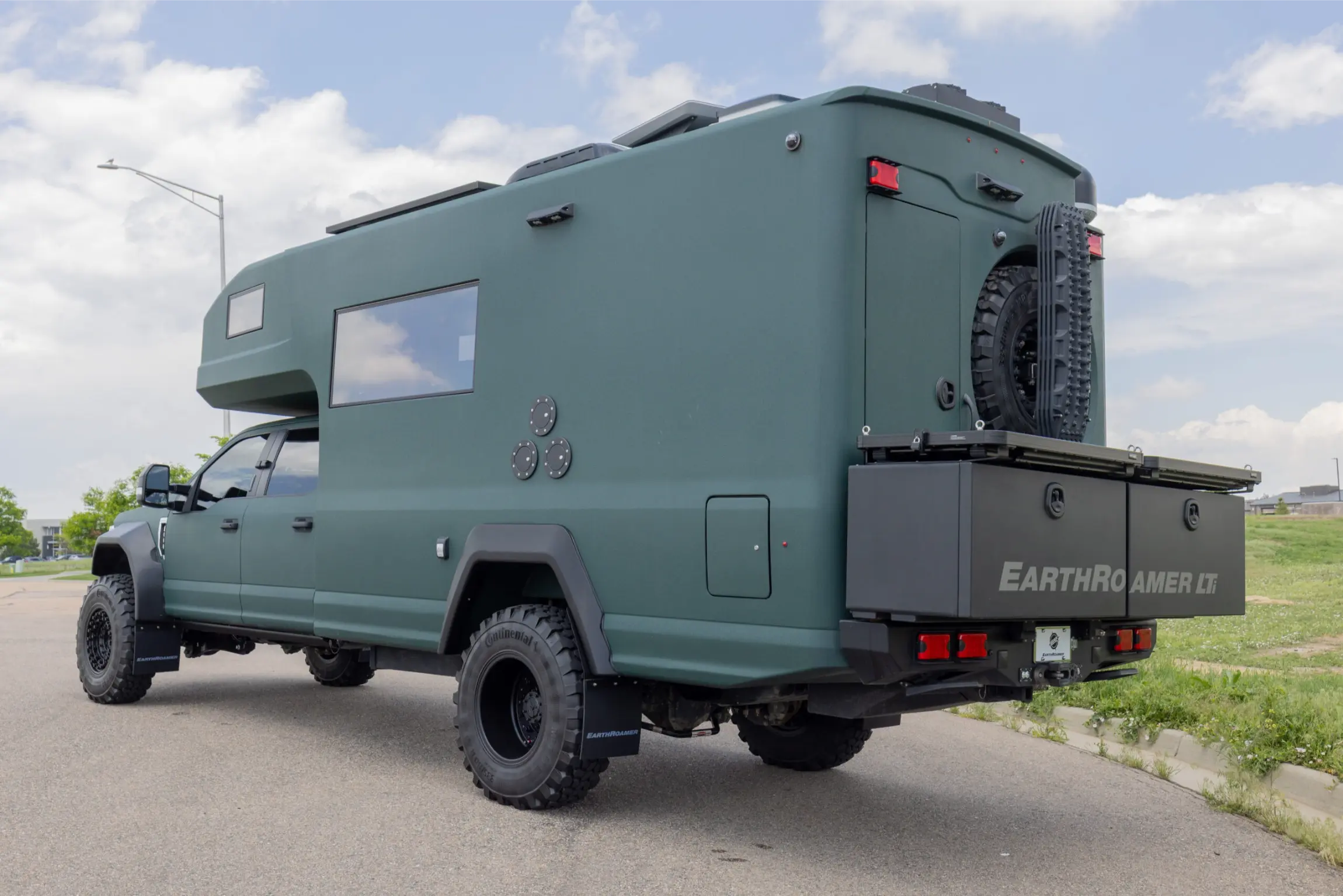 2021-earthroamer-xv-lti-032-2