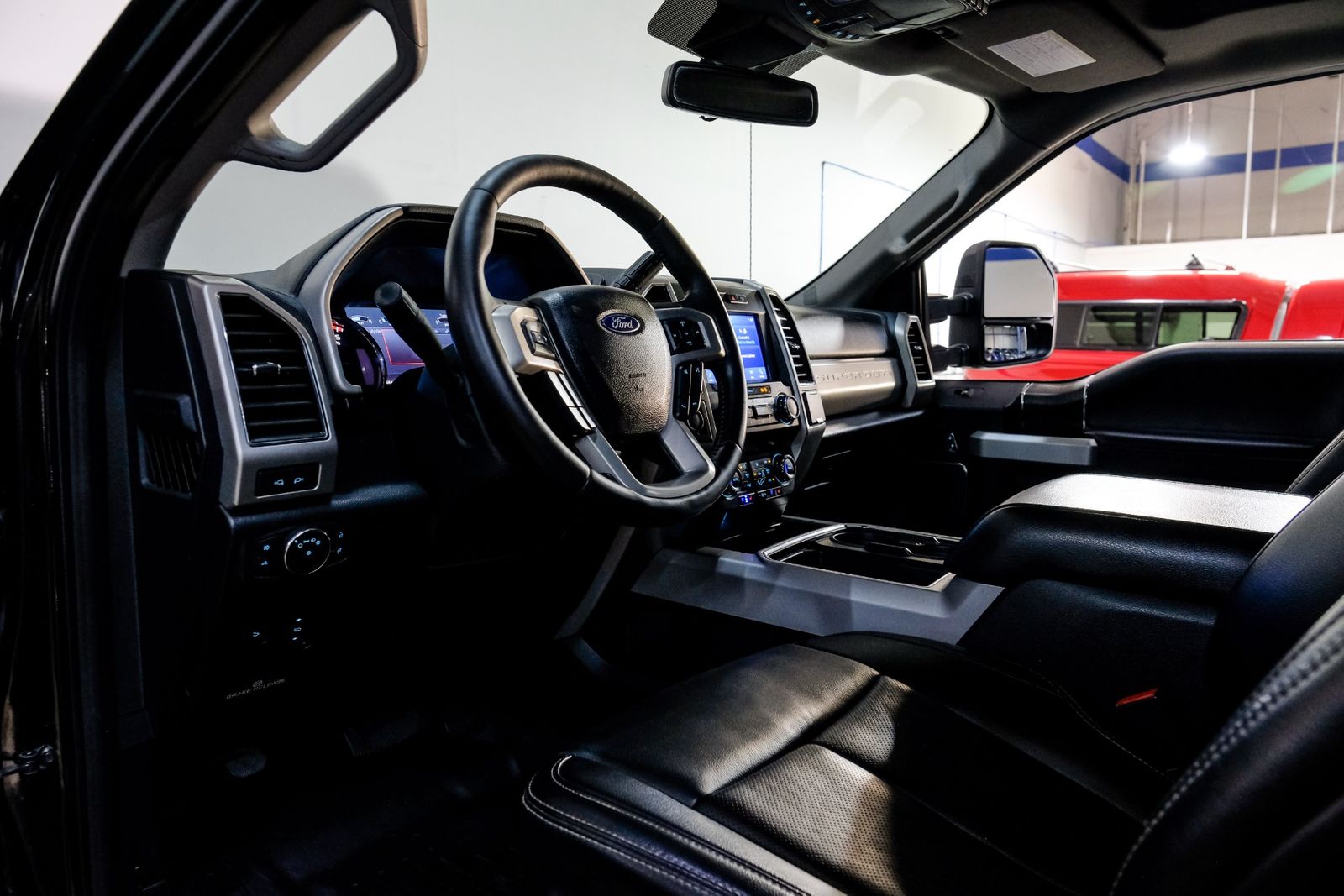 2021-ford-f-250-super-duty-lariat-ultimate-fx4-for-sale-05