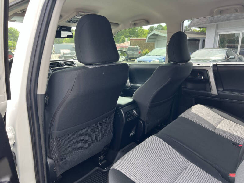 2021-toyota-4runner-sr5-rwd-for-sale-16