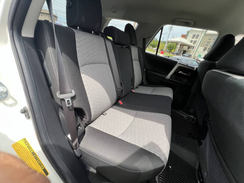 2021-toyota-4runner-sr5-rwd-for-sale-20