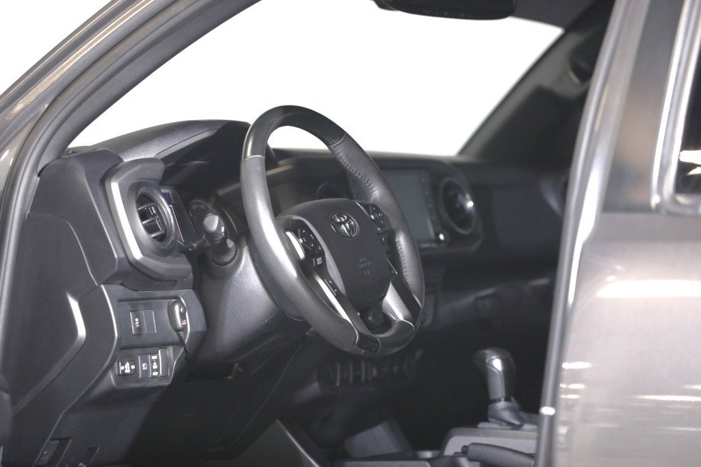 2021-toyota-tacoma-trd-sport-for-sale-33