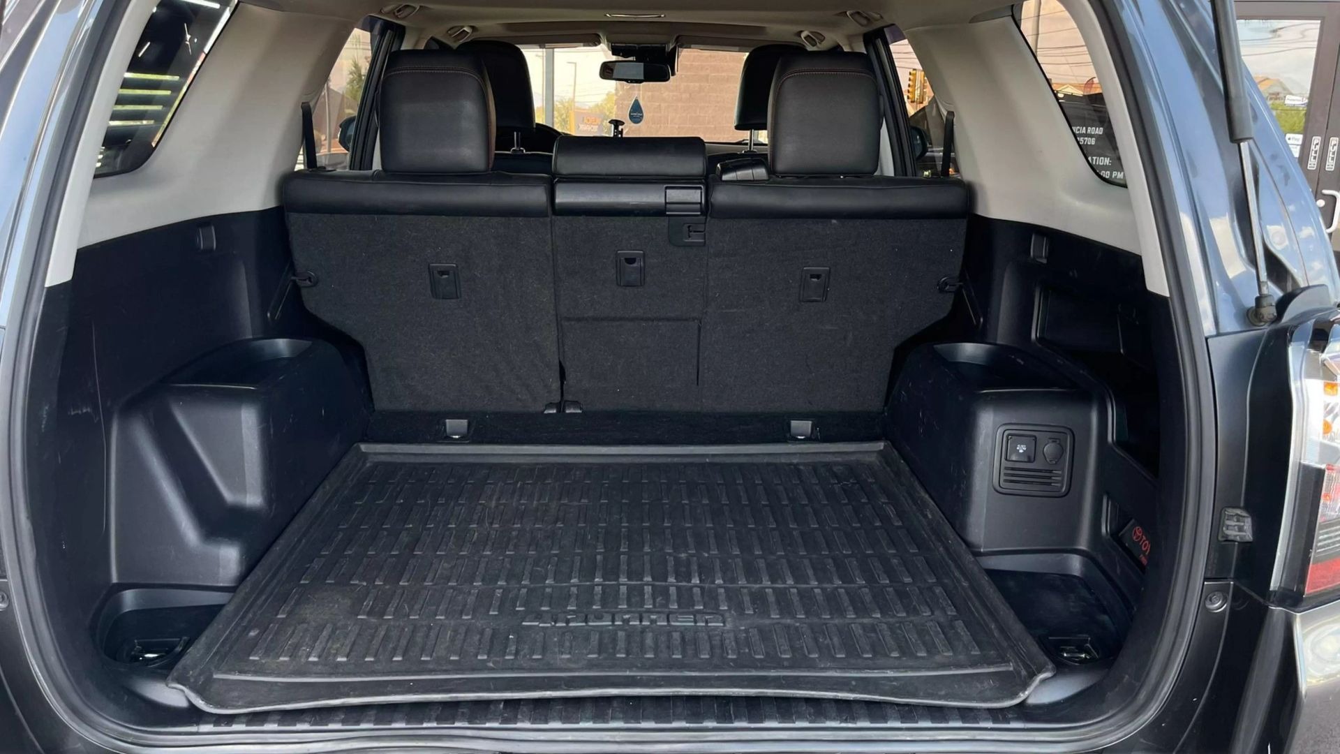 2022-toyota-4runner-trd-off-road-premium-for-sale-17