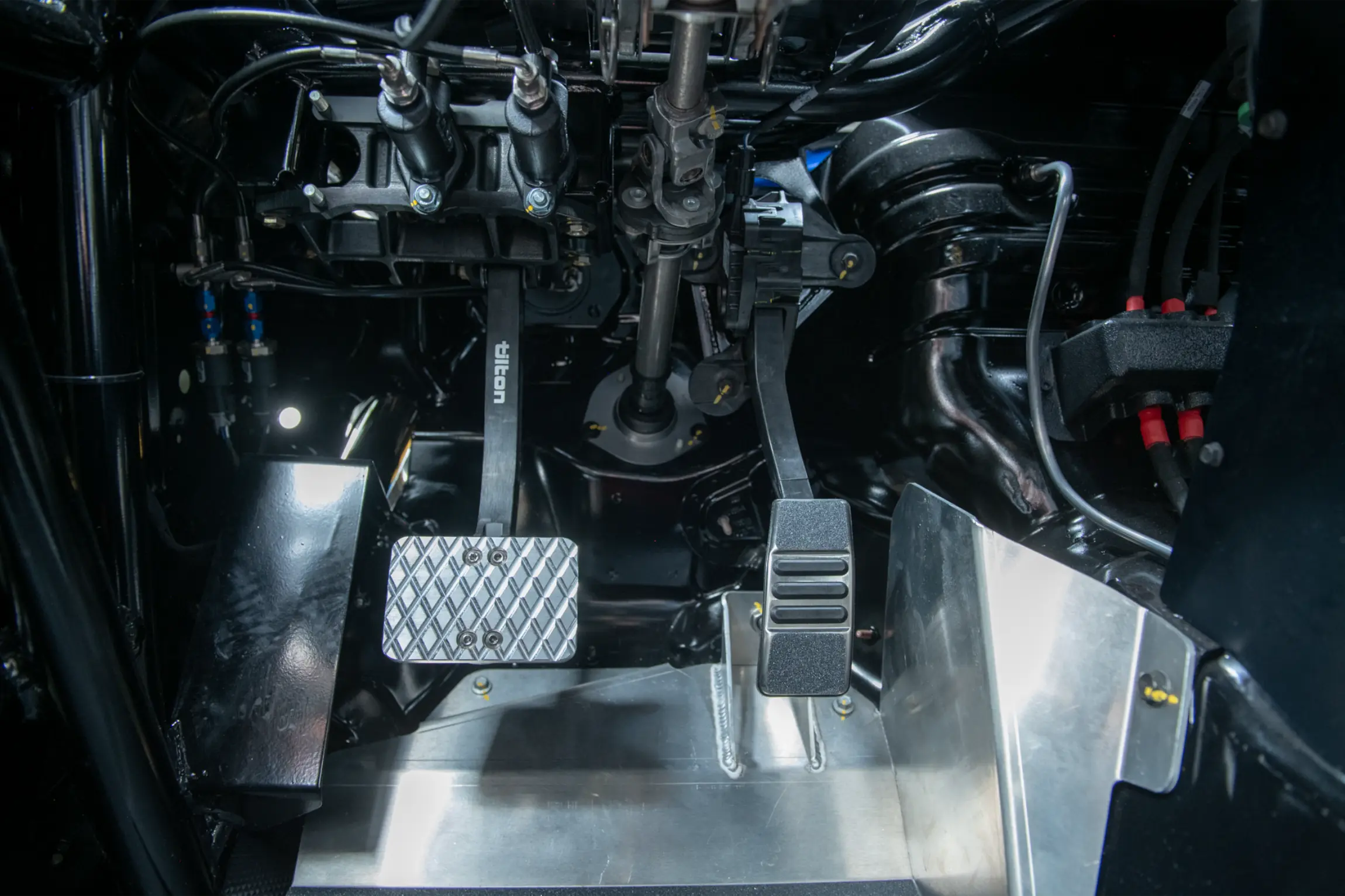 2023-ford-bronco-dr-11_53546679947_o
