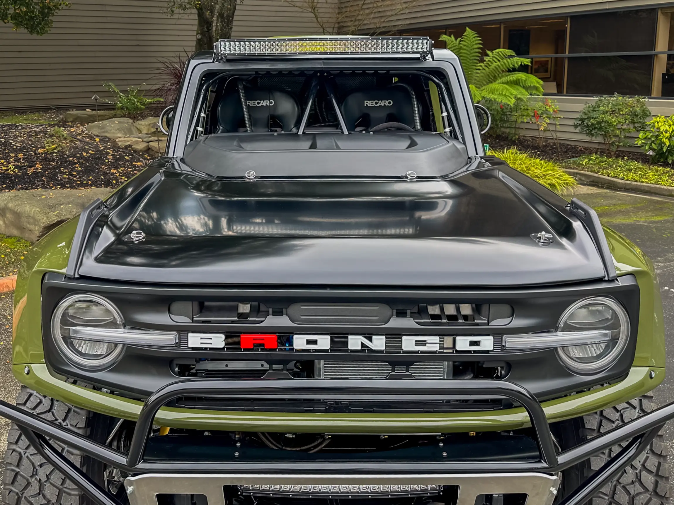2023-ford-bronco-dr-44_53547990725_o