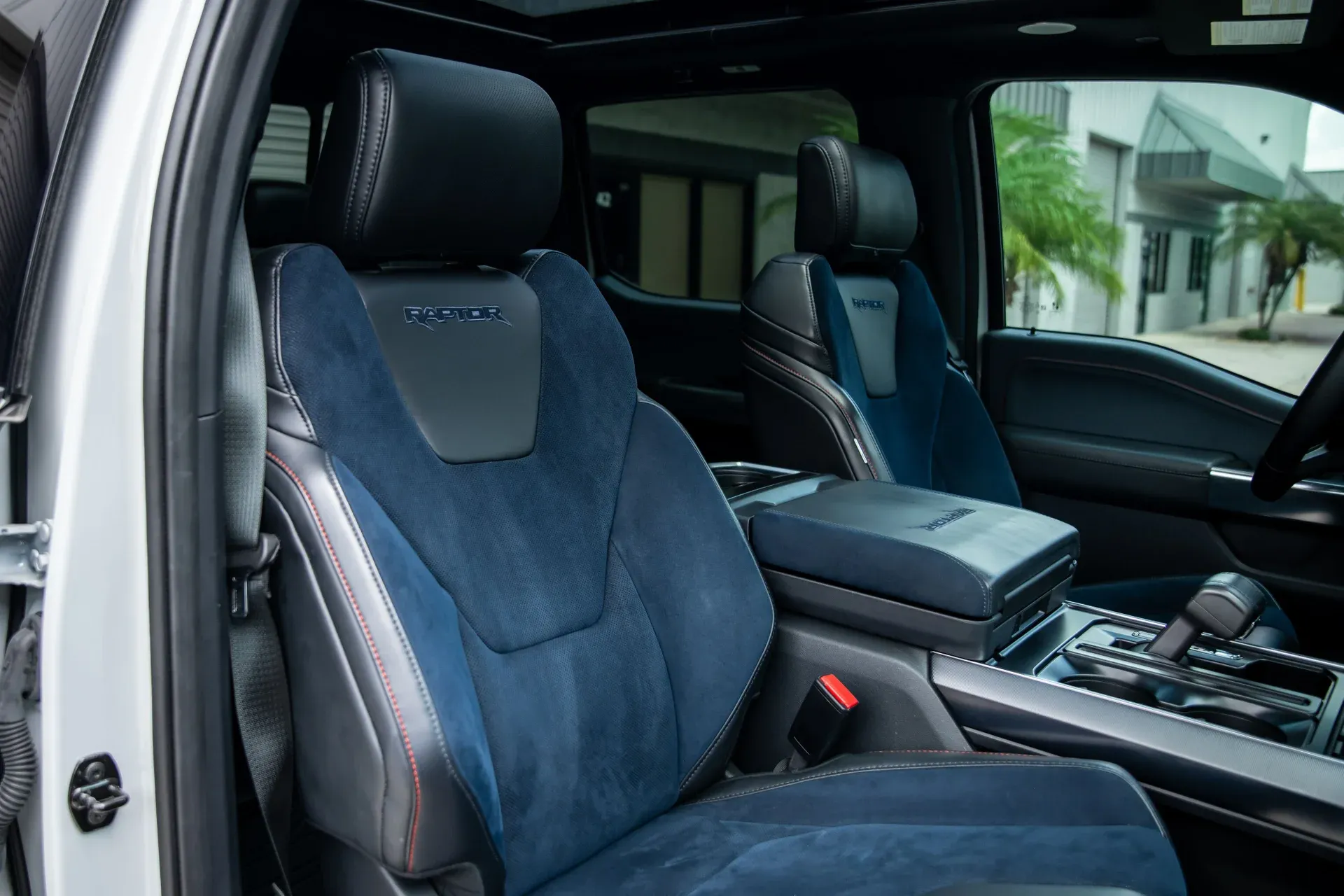 2023-ford-f-150-raptor (13)