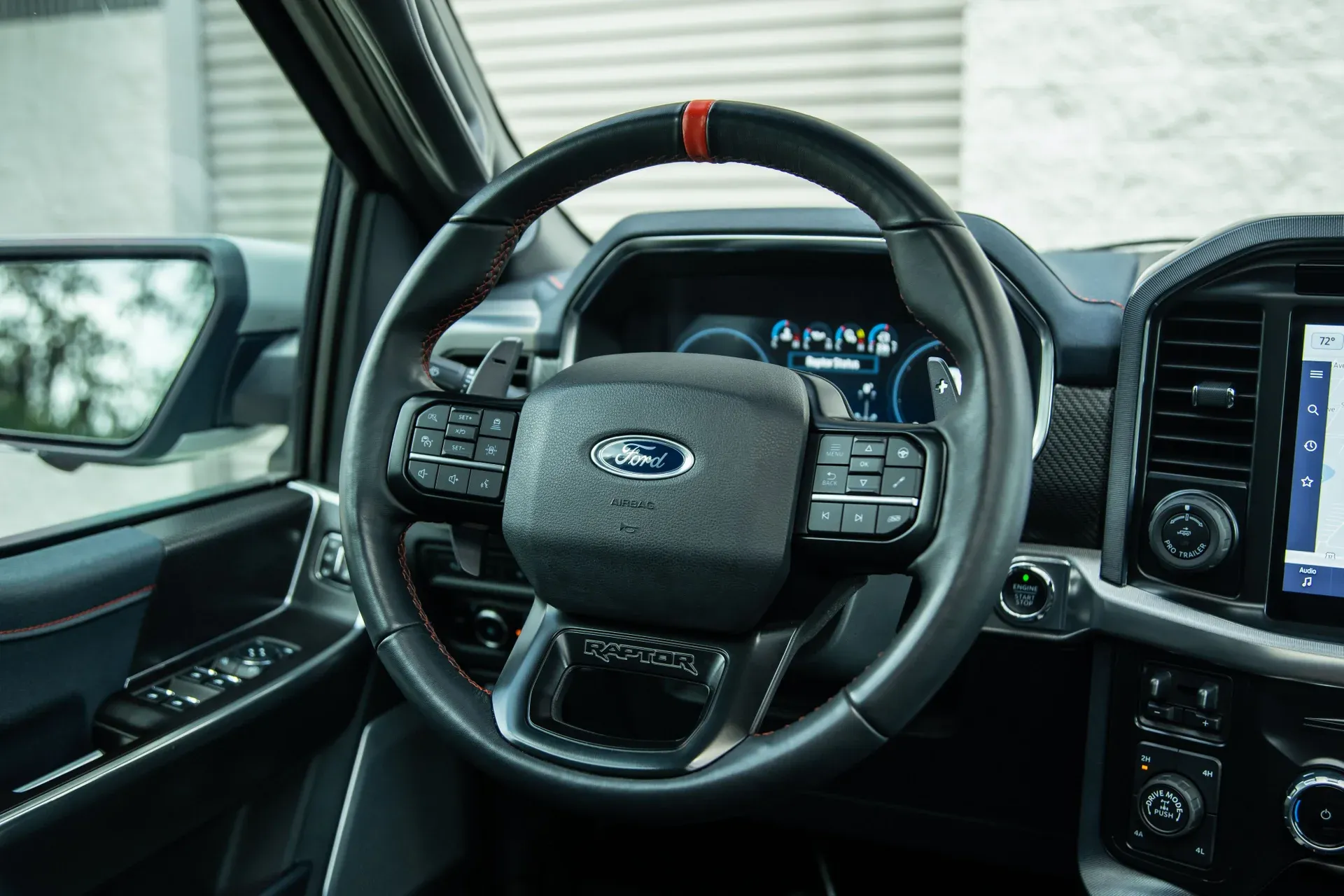 2023-ford-f-150-raptor (24)