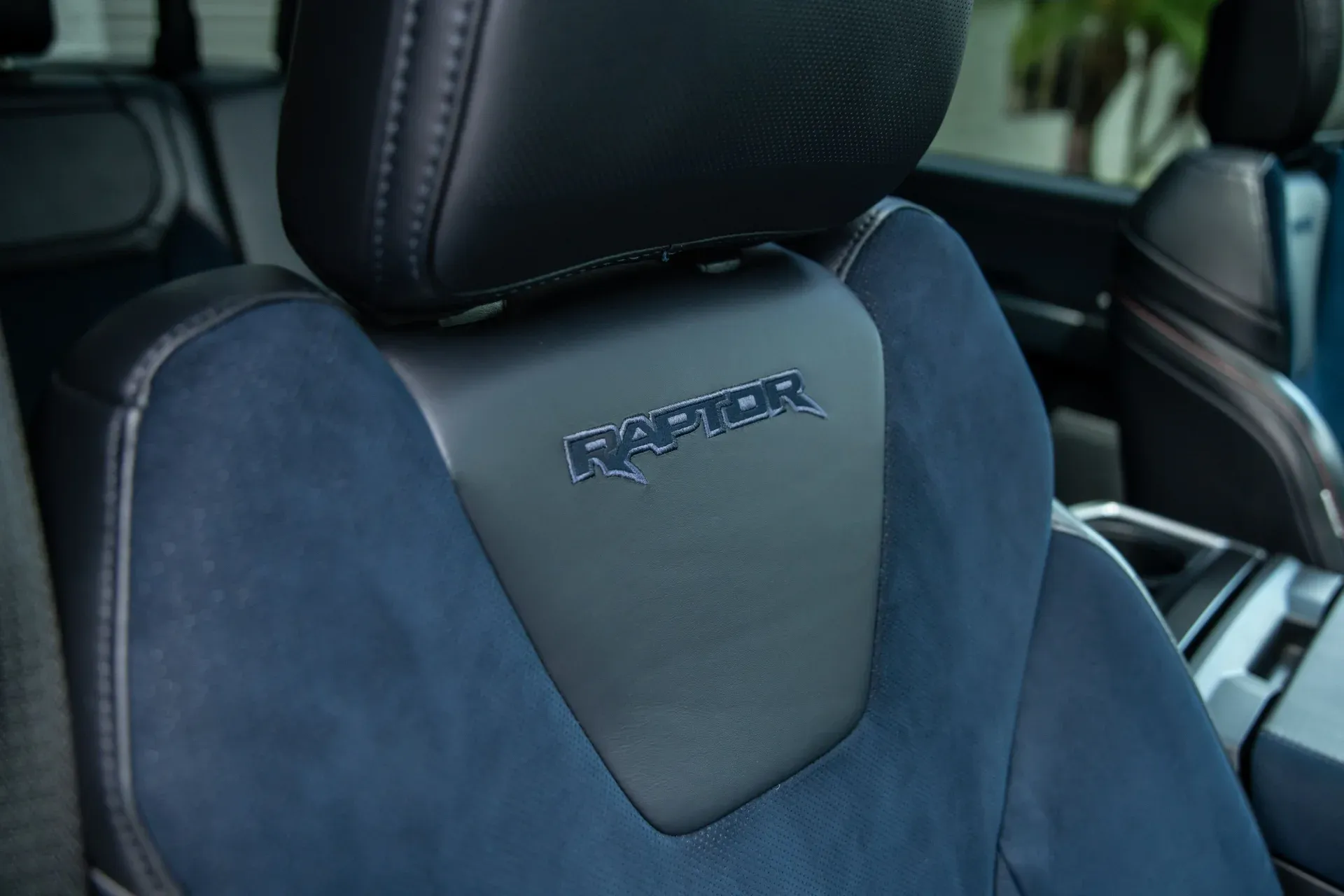 2023-ford-f-150-raptor (25)