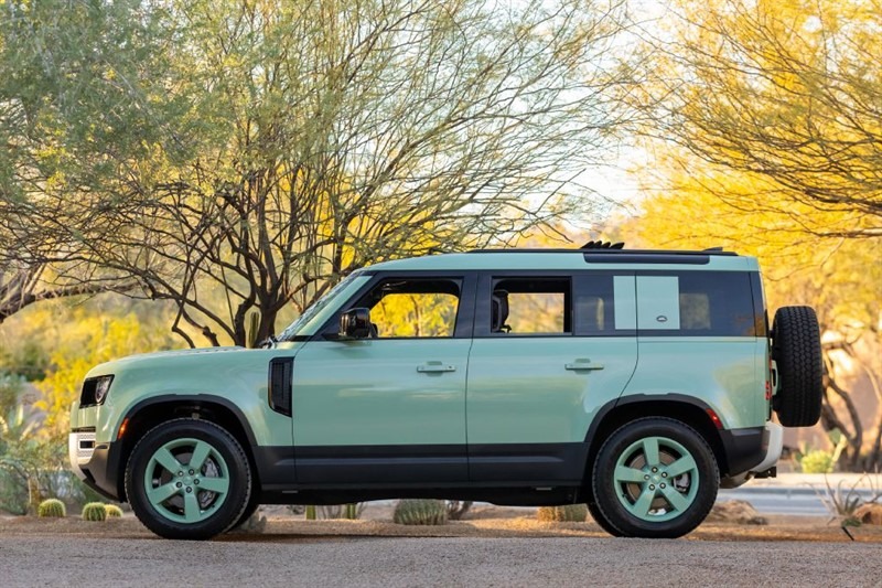 2023-land-rover-defender-110-75-limited-edition-for-sale-151
