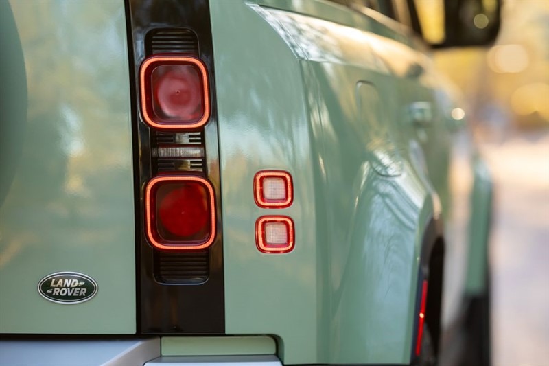 2023-land-rover-defender-110-75-limited-edition-for-sale-156