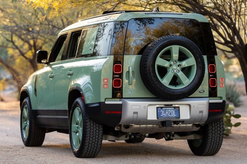 2023-land-rover-defender-110-75-limited-edition-for-sale-158