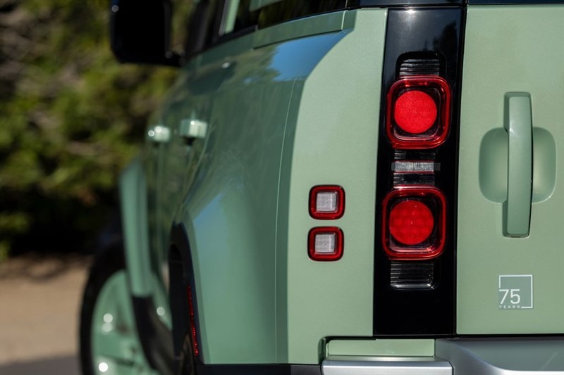 2023-land-rover-defender-110-75-limited-edition-for-sale-34