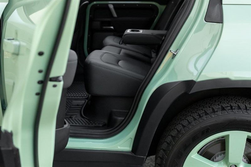 2023-land-rover-defender-110-75-limited-edition-for-sale-48
