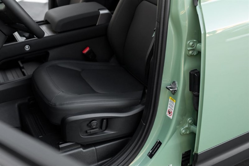 2023-land-rover-defender-110-75-limited-edition-for-sale-52