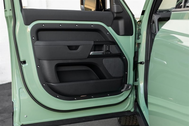 2023-land-rover-defender-110-75-limited-edition-for-sale-56