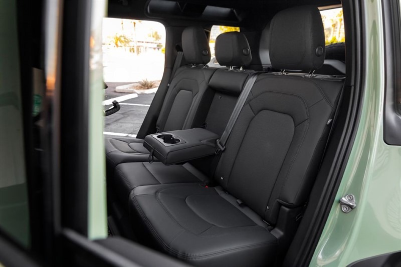 2023-land-rover-defender-110-75-limited-edition-for-sale-58