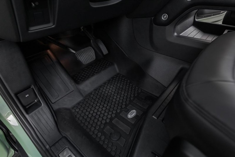 2023-land-rover-defender-110-75-limited-edition-for-sale-60