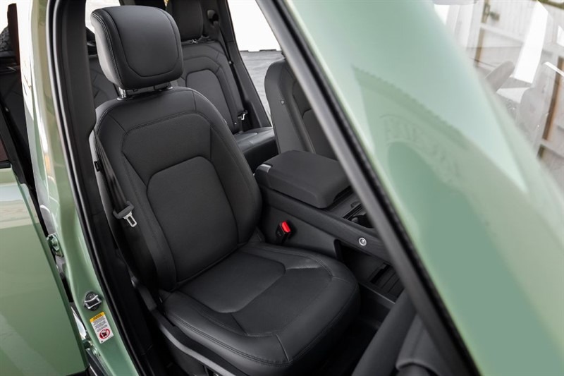 2023-land-rover-defender-110-75-limited-edition-for-sale-67