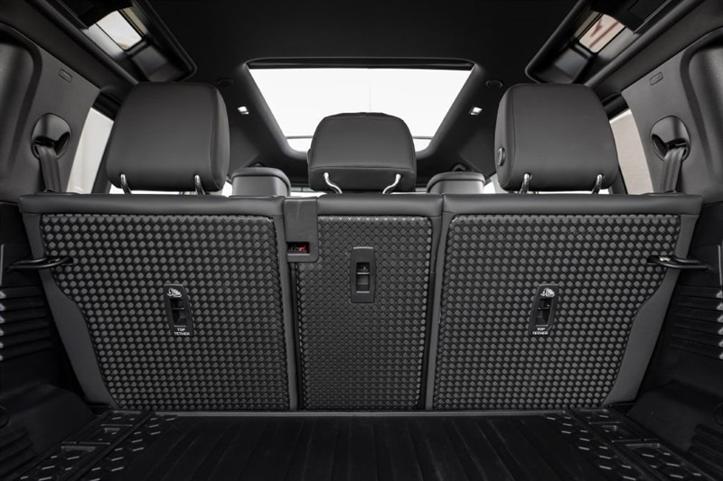 2023-land-rover-defender-110-75-limited-edition-for-sale-77