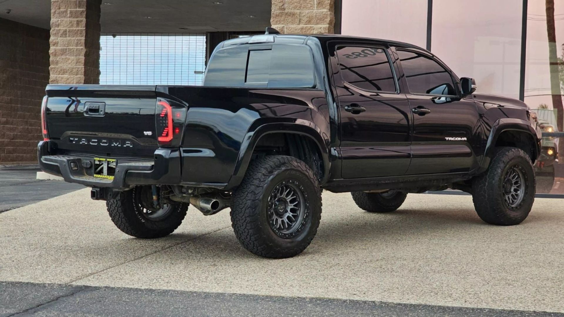 2023-toyota-tacoma-trd-sport-for-sale-13