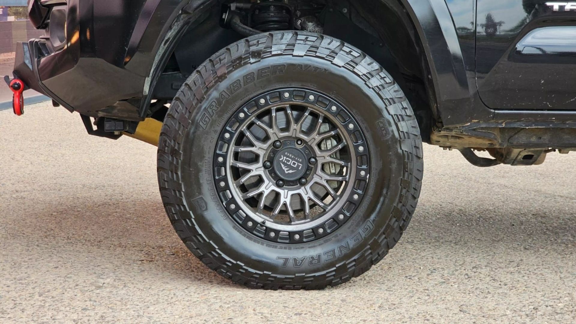 2023-toyota-tacoma-trd-sport-for-sale-23