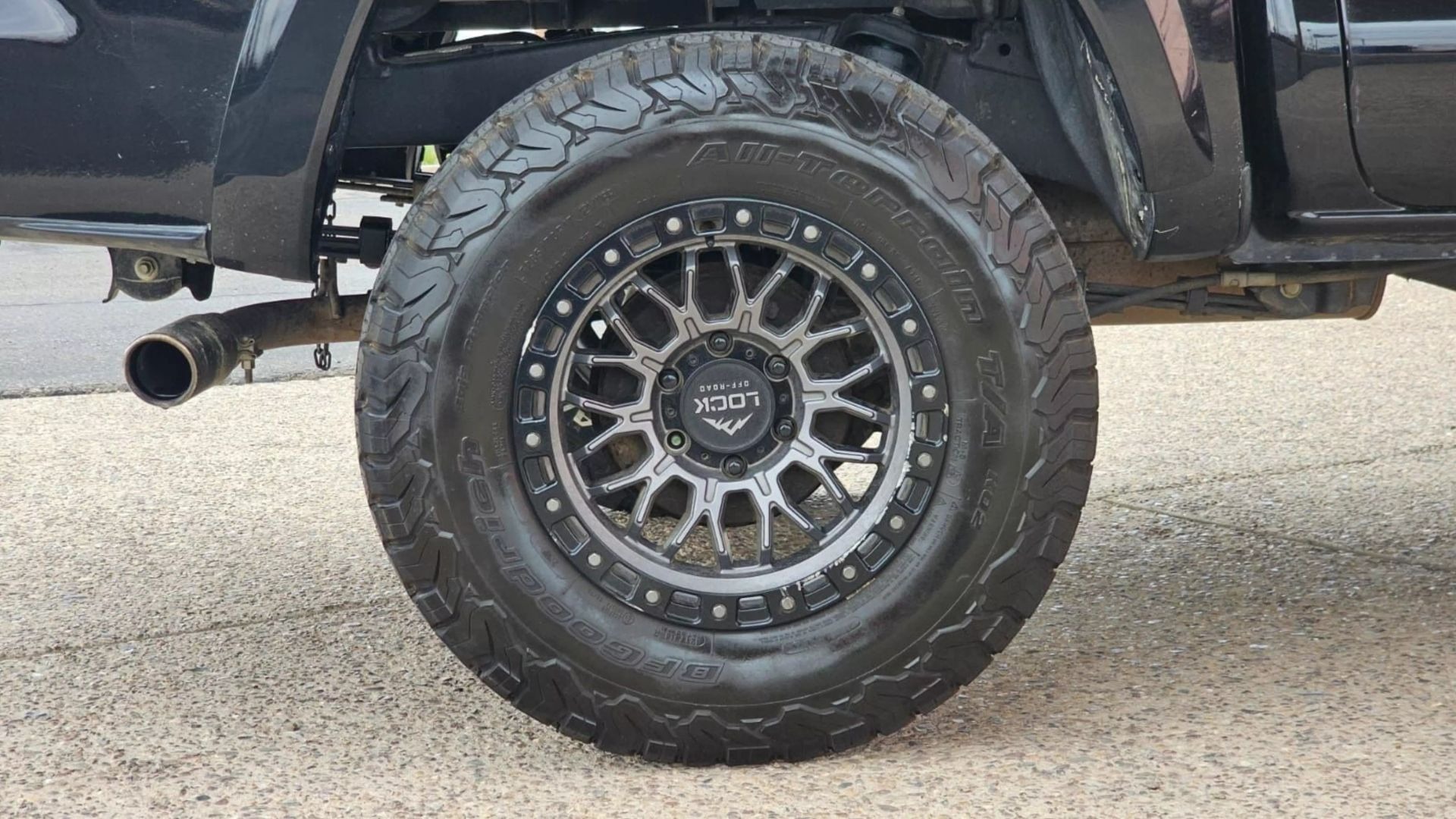 2023-toyota-tacoma-trd-sport-for-sale-25