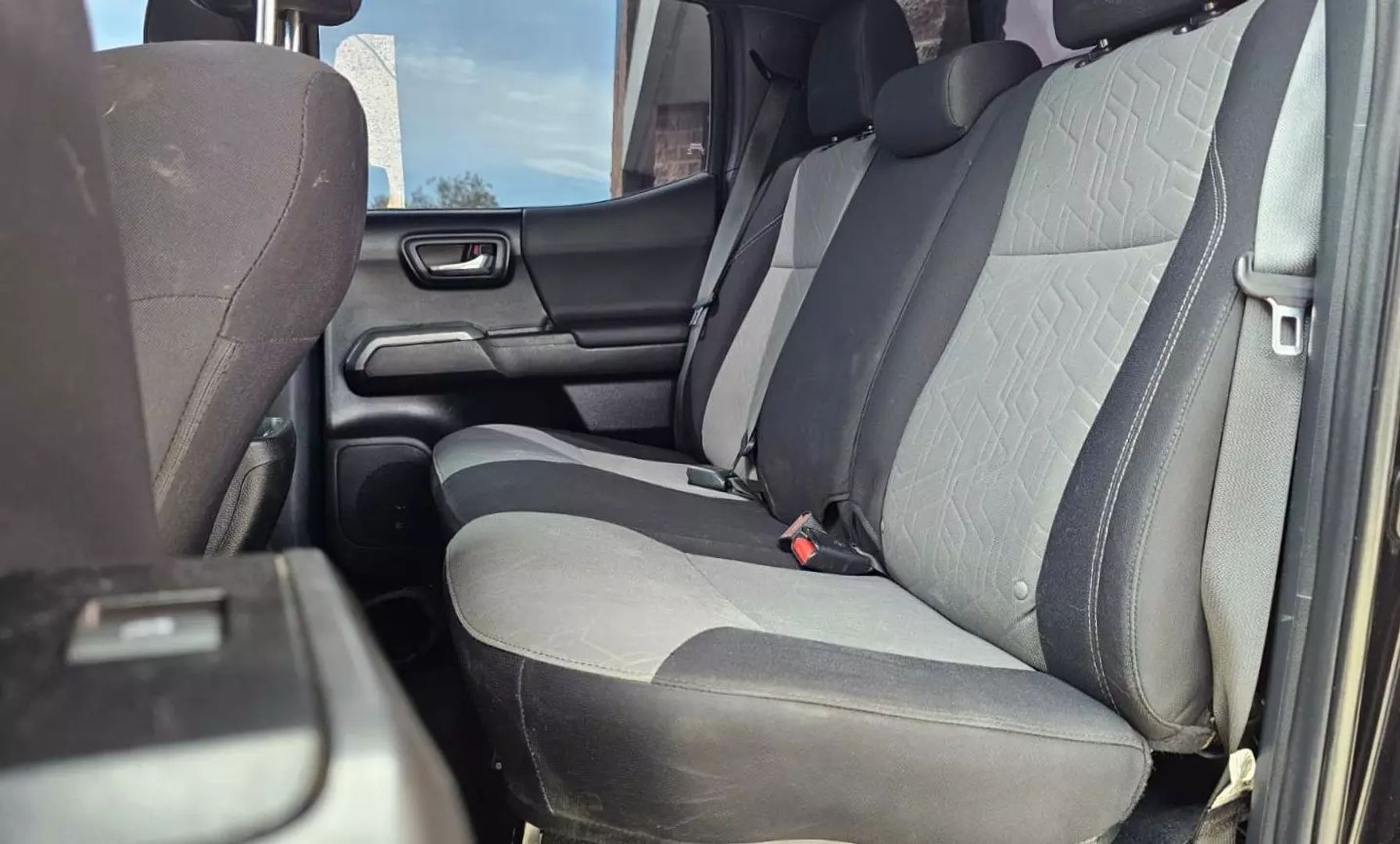 2023-toyota-tacoma-trd-sport-for-sale-36