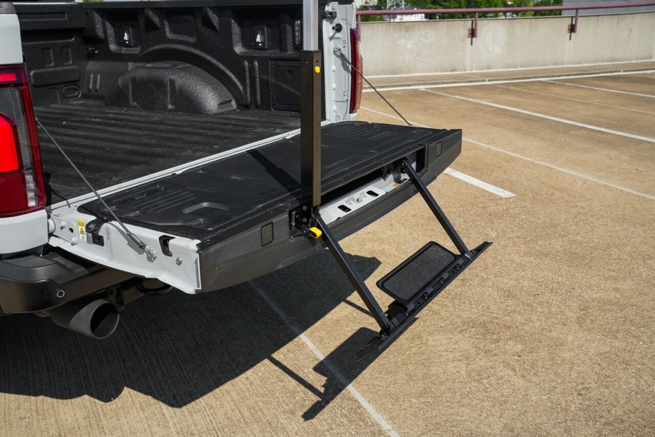 2024-ford-f-150-raptor-avalanche-gray-for-sale-18