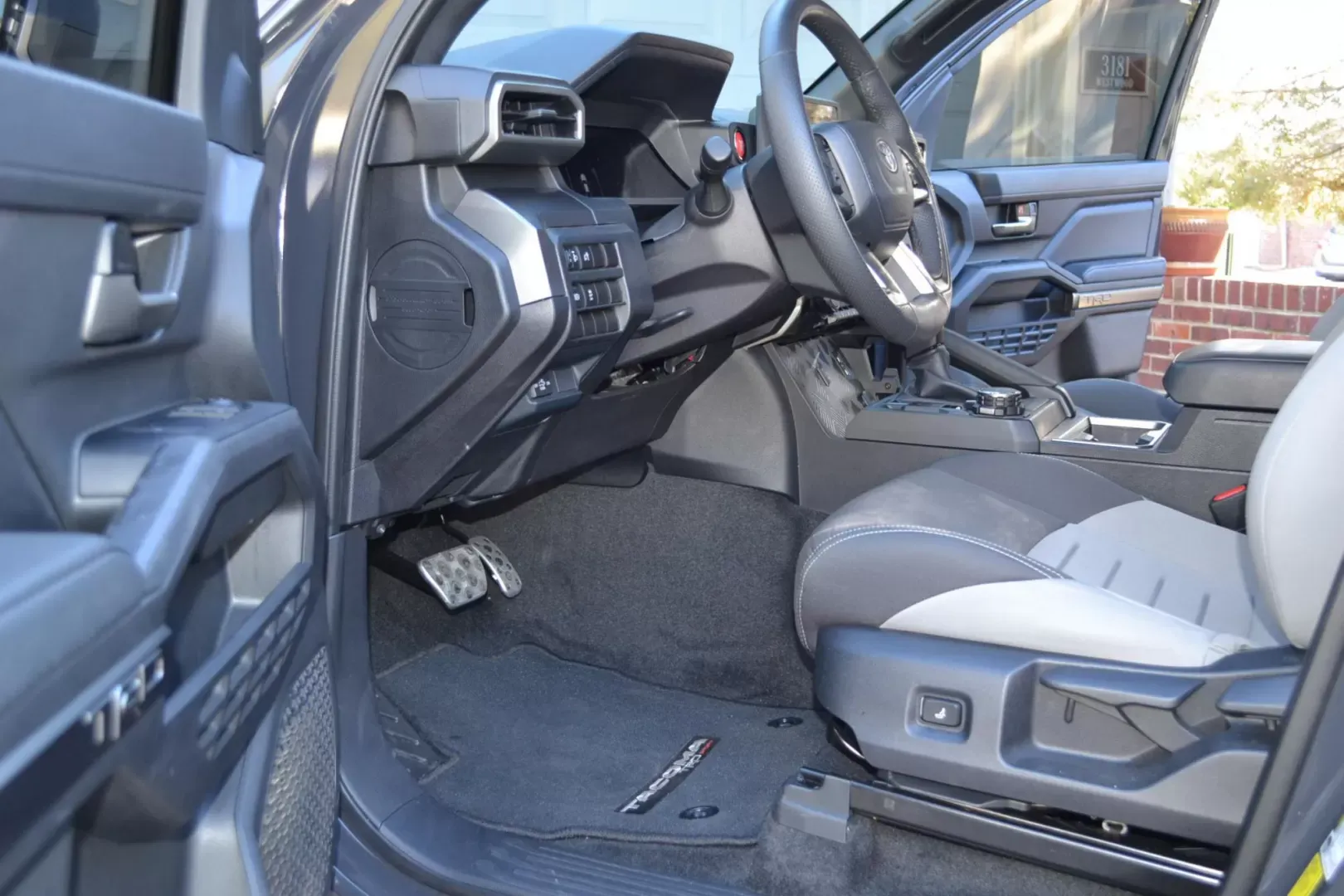 2024-toyota-tacoma-double-cab-4x4-for-sale-24