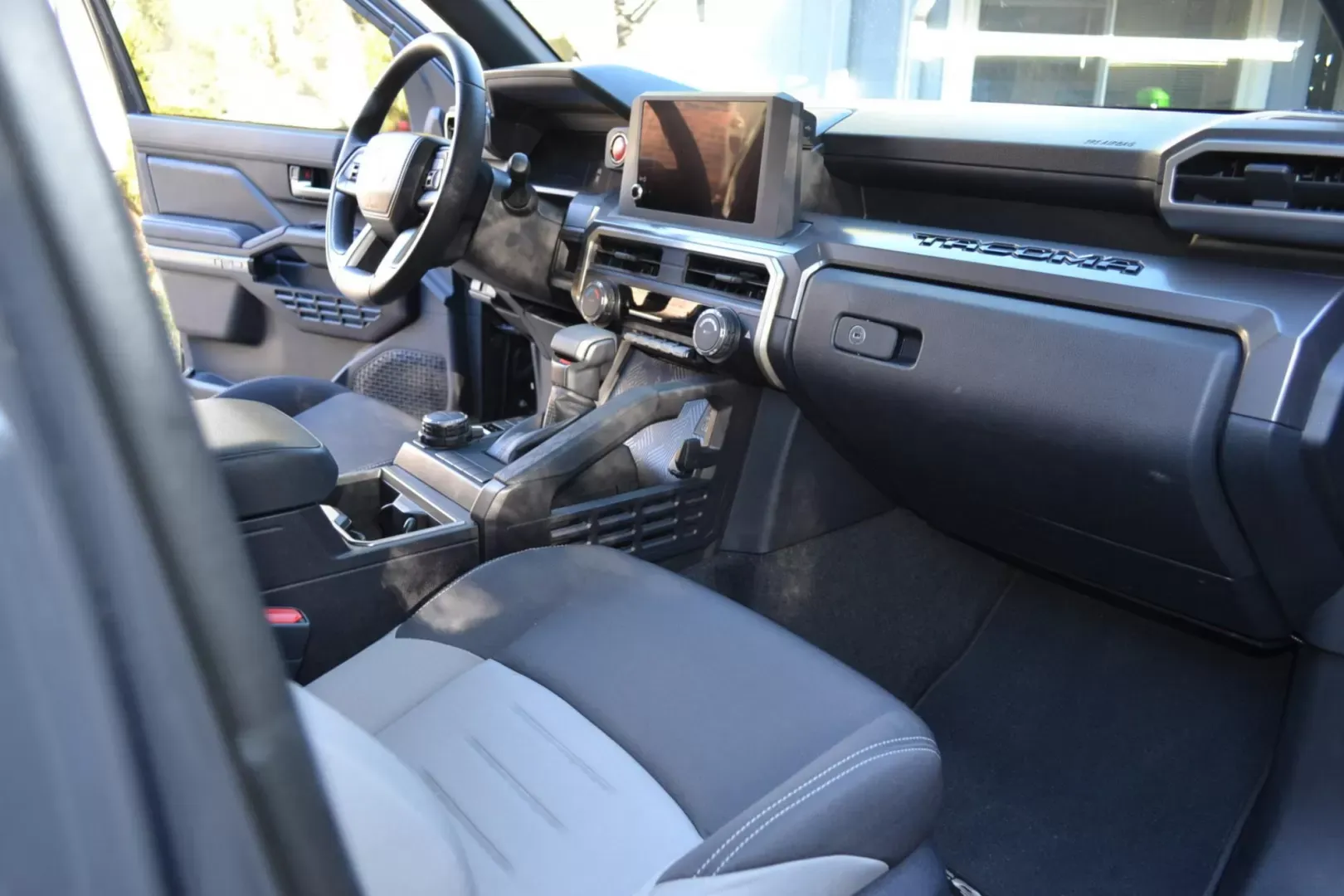 2024-toyota-tacoma-double-cab-4x4-for-sale-36