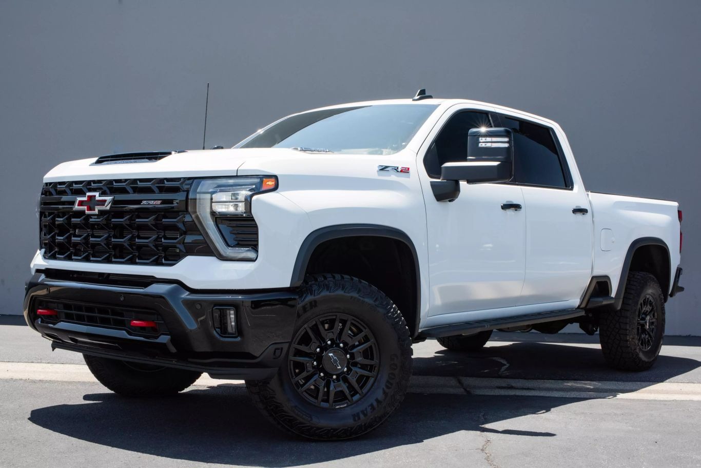 2025-chevrolet-silverado-2500-hd-crew-cab-zr2-for-sale-1