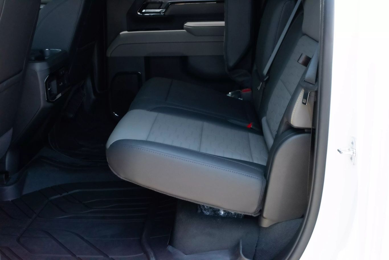 2025-chevrolet-silverado-2500-hd-crew-cab-zr2-for-sale-24