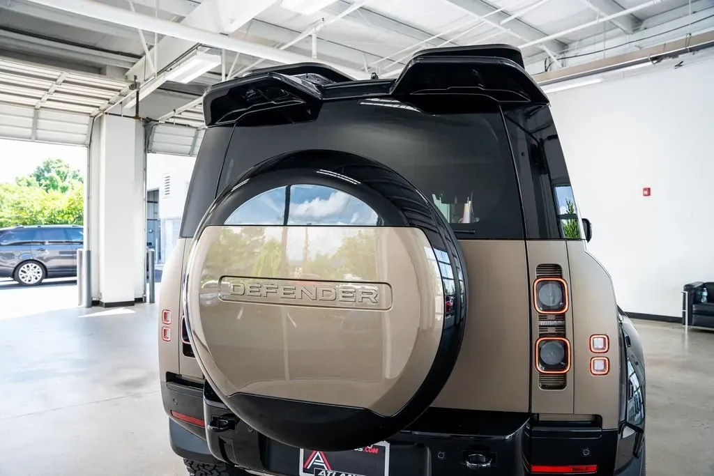 2025-land-rover-defender-110-x-for-sale-27