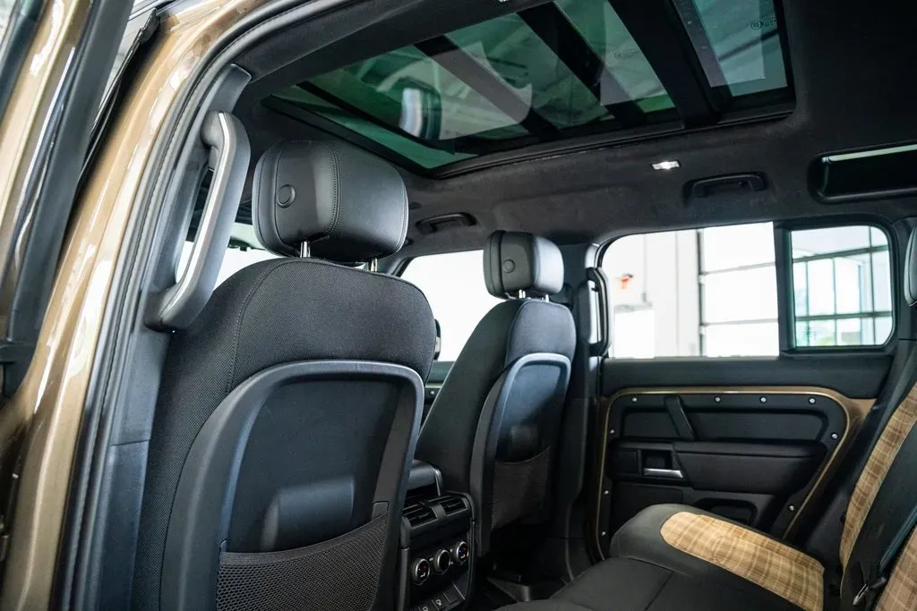 2025-land-rover-defender-110-x-for-sale-55