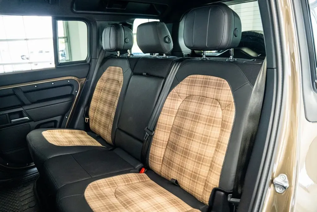 2025-land-rover-defender-110-x-for-sale-56