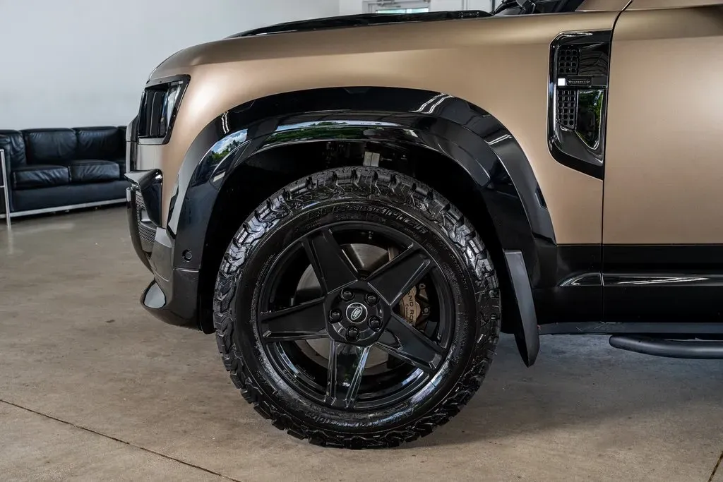 2025-land-rover-defender-110-x-for-sale-8
