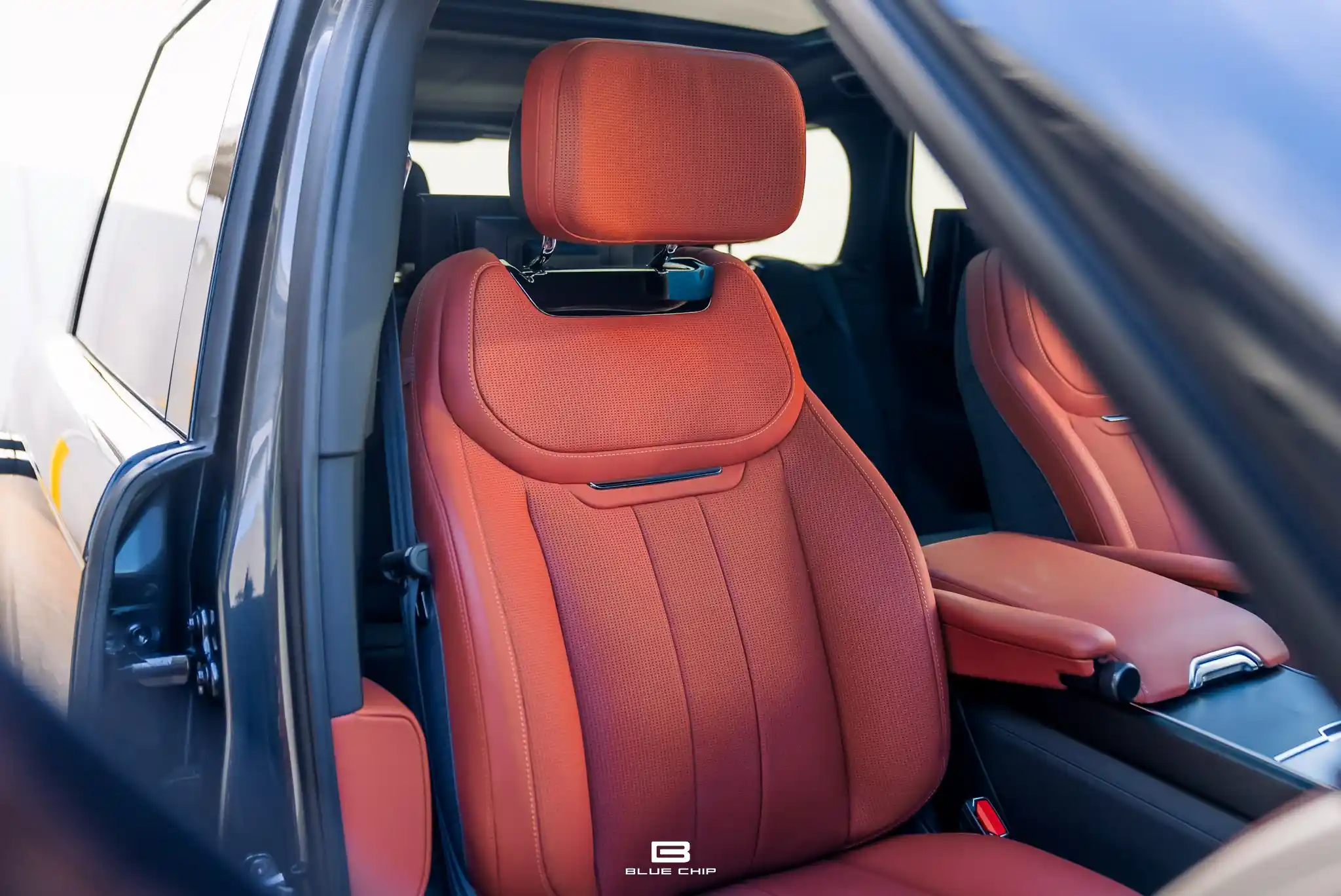 2025-range-rover-sv-for-sale-denver-co-56