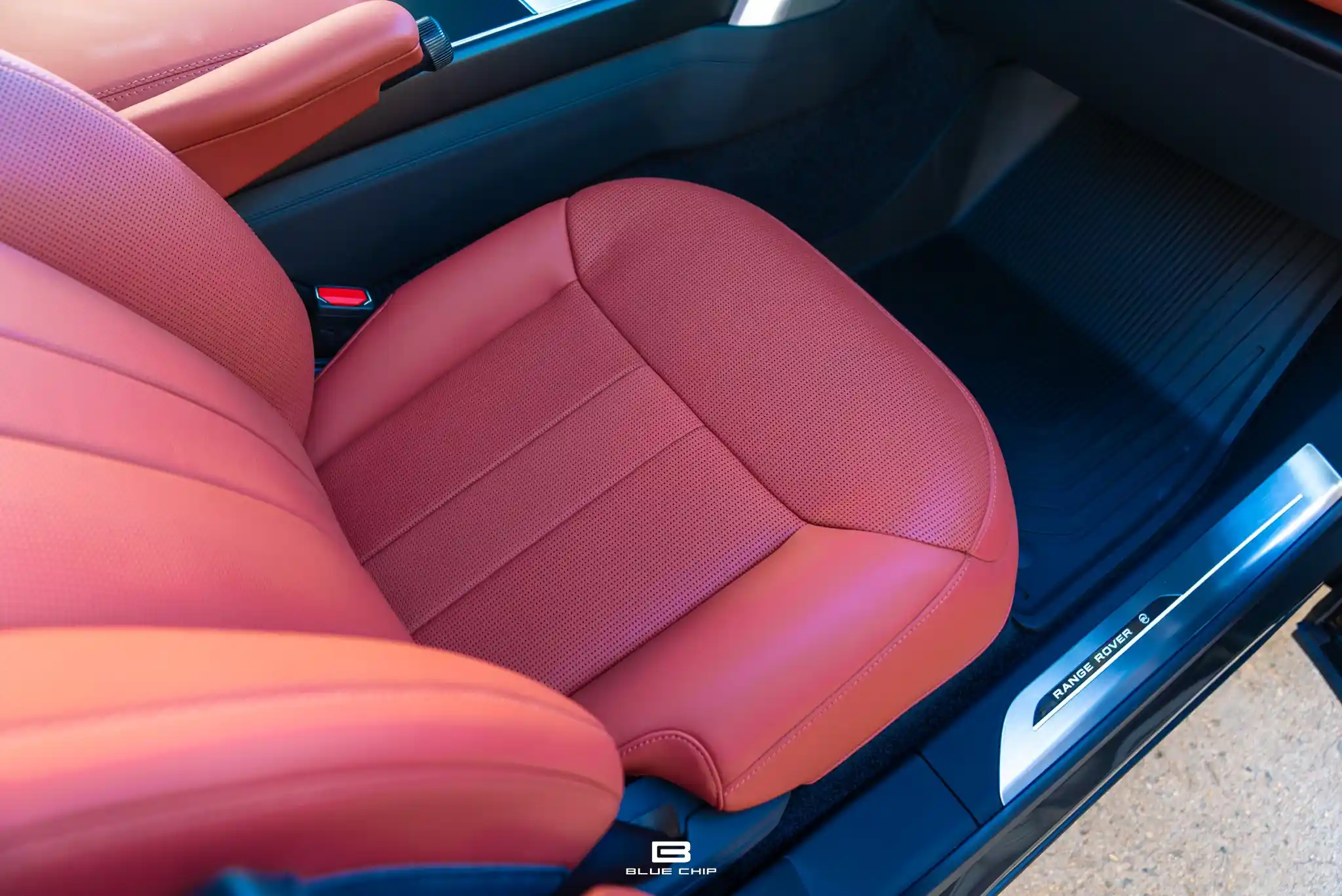 2025-range-rover-sv-for-sale-denver-co-57