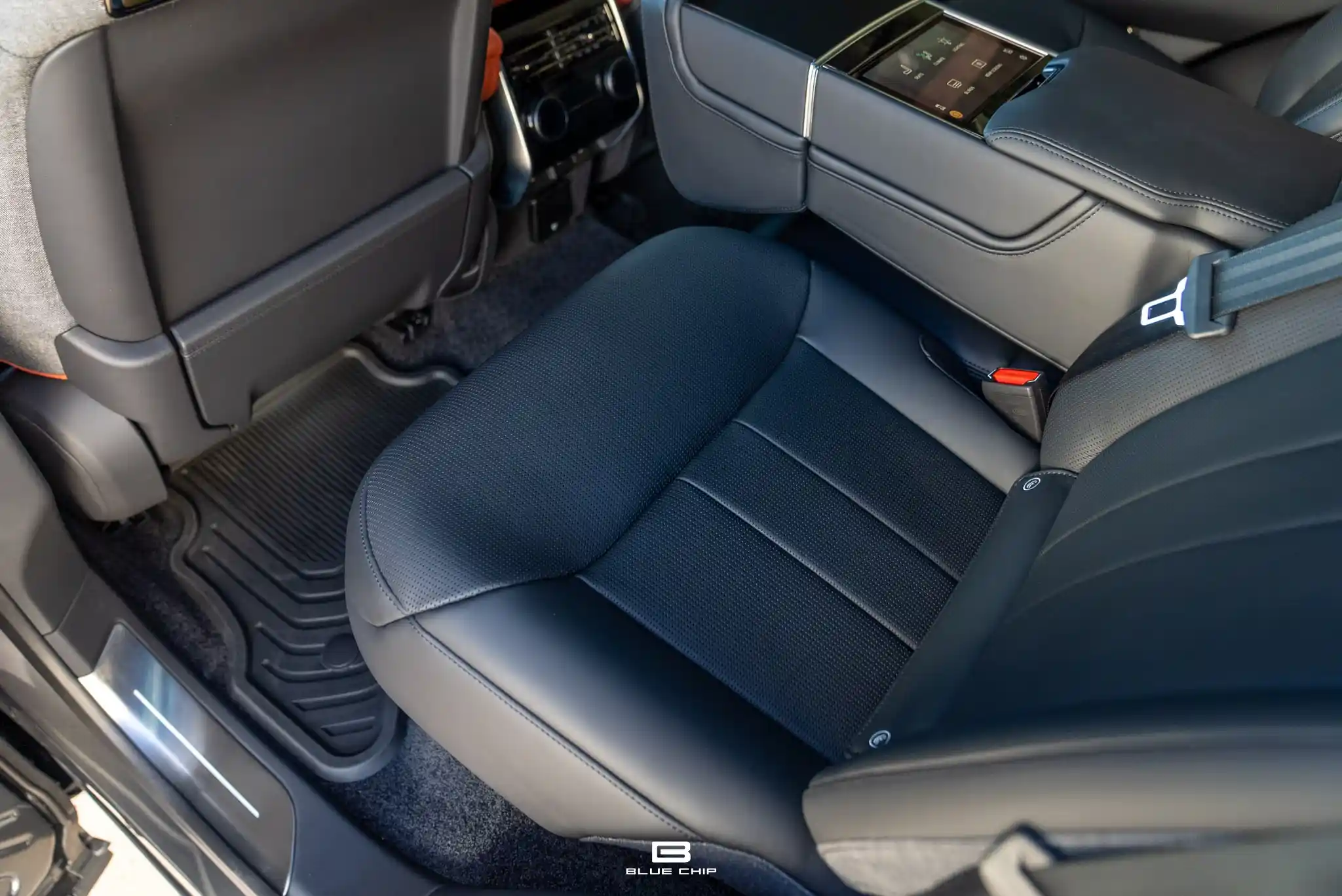 2025-range-rover-sv-for-sale-denver-co-62