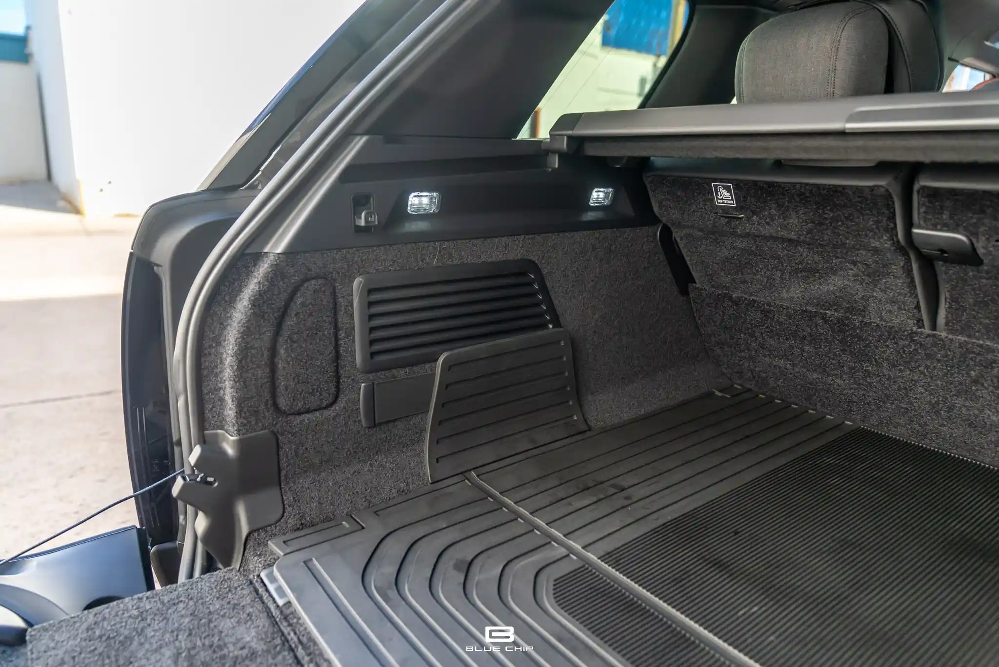 2025-range-rover-sv-for-sale-denver-co-79