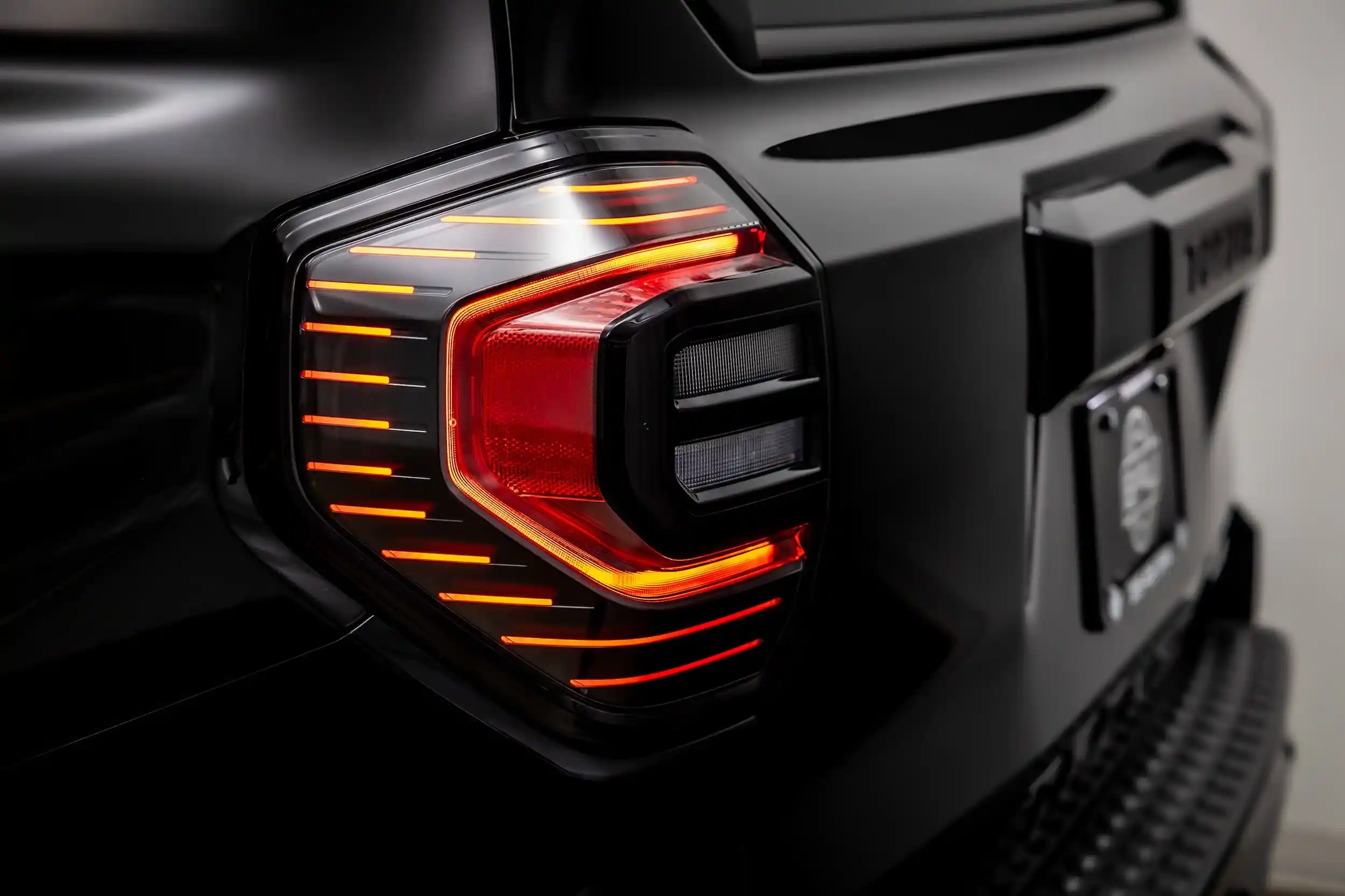 2025-toyota-4runner-hybrid-trd-pro-12