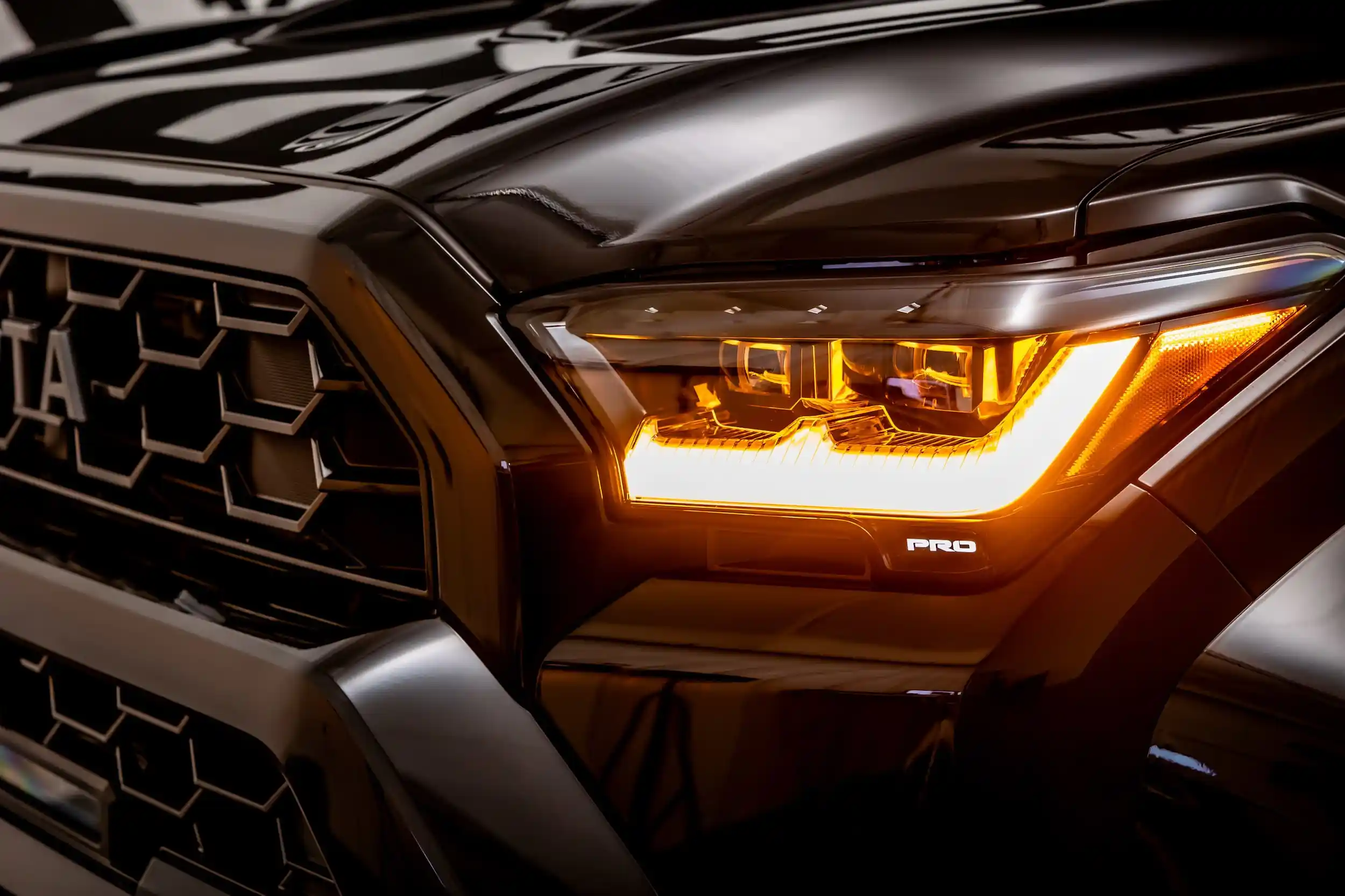 2025-toyota-4runner-hybrid-trd-pro-14