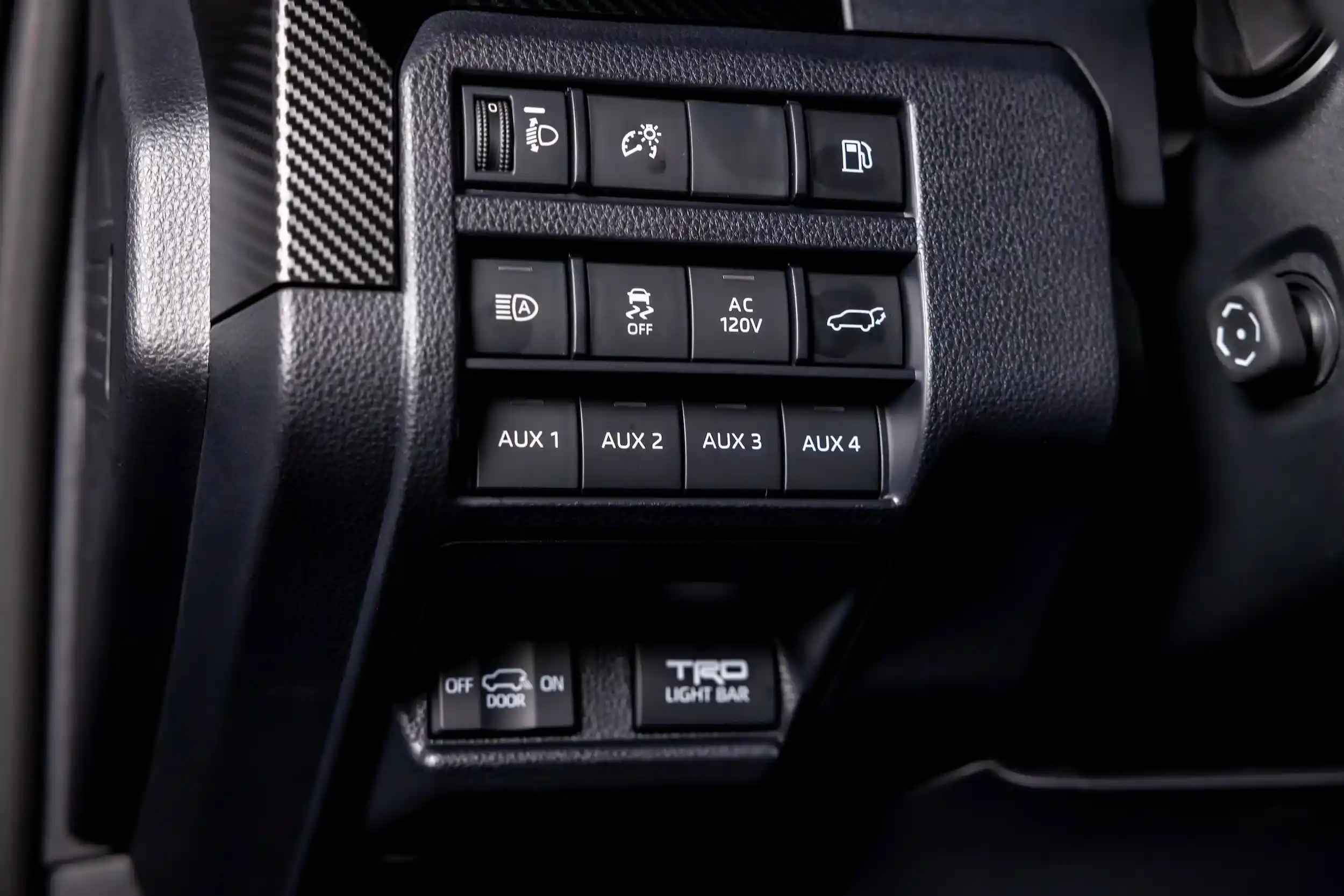 2025-toyota-4runner-hybrid-trd-pro-23