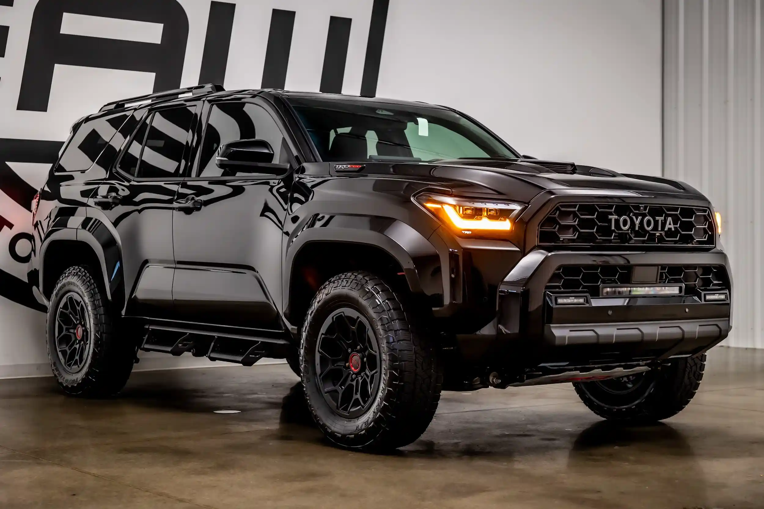 2025-toyota-4runner-hybrid-trd-pro-28